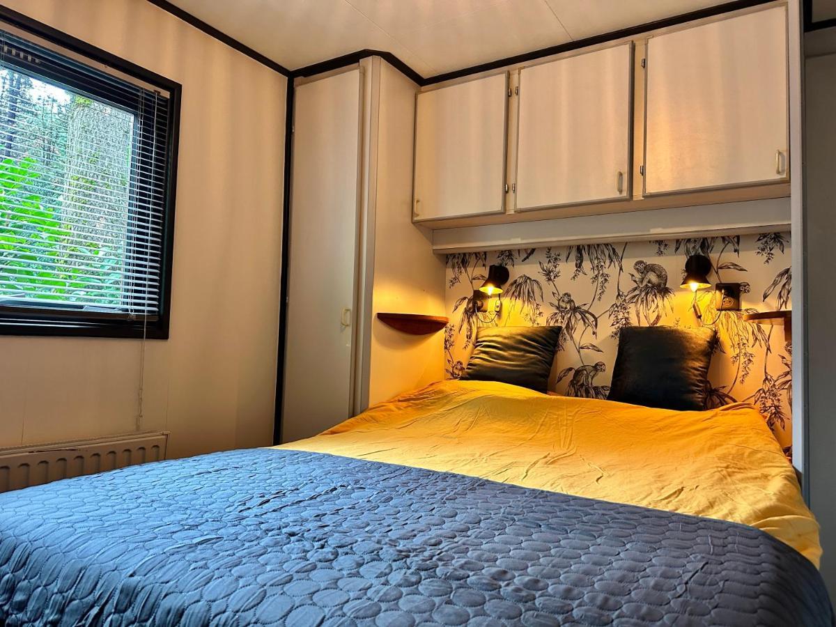 Gezellig Chalet Met 2 Slaapkamers Aan Bosrand Erm Exterior foto